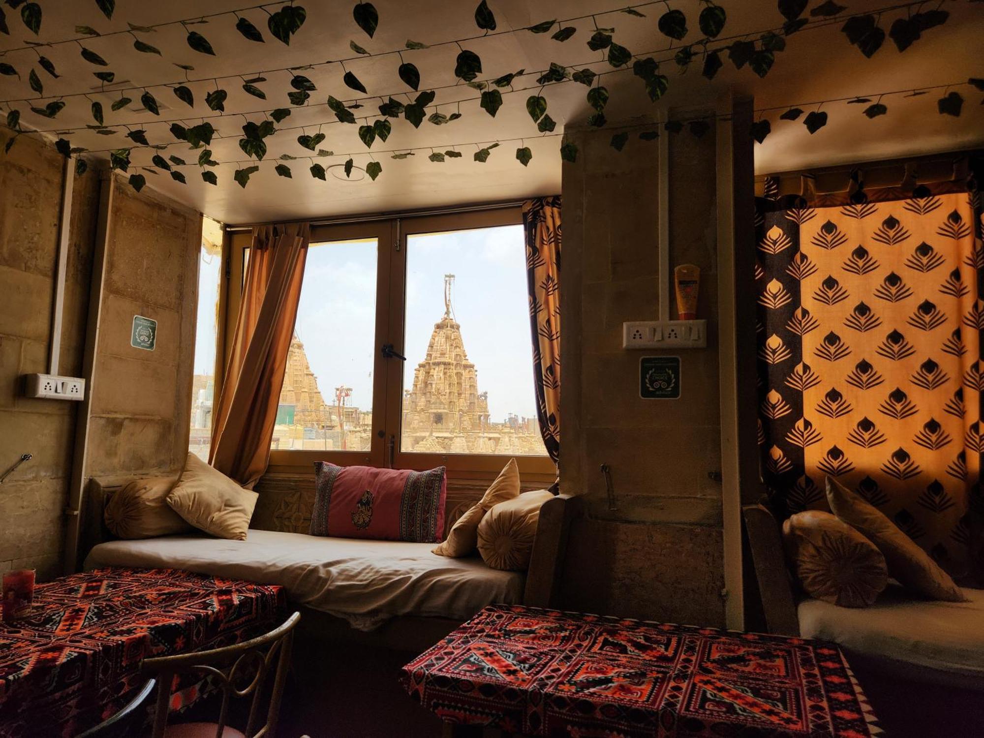 Diamond Guest House Джайсалмер Екстериор снимка